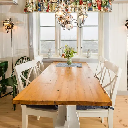 Janebu - Premium Rorbu Nusfjord Chalet